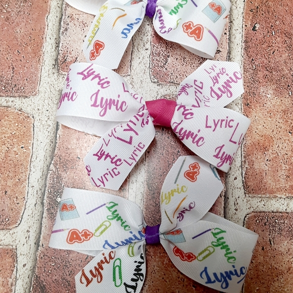 Personalized back to school hairbows. - Picture 3 of 3